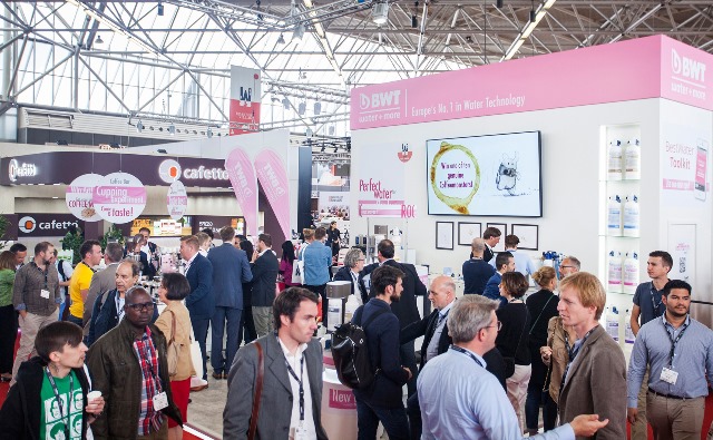 Die diesjährige World of Coffee in Amsterdam mit Ausstellungsbereich besuchten rund 11.000 Besucher. Im nächsten Jahr findet der Kaffee-Event in Berlin statt. Foto: BWT Water+More