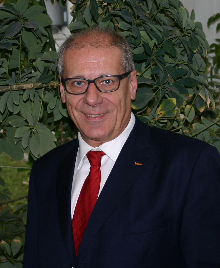 „Wir gehen davon aus, dass ein Großteil Teil der bestehenden Automaten-Shop-Betreiber aber auch einige Operator unmittelbar oder mittelbar von der Entscheidung betroffen sind“, sagt OVV-Präsident Peter Schmidt über die Auswirkungen der VwGH-Entscheidung, den Verkauf alkoholischer Getränke in Automaten-Shops ohne Personal zu verbieten. Foto: OVV