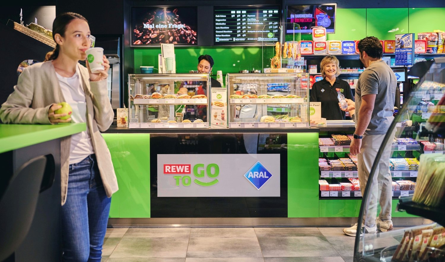 Durch den bundesweiten Rollout des Shop-Konzepts Rewe-to-Go an Aral-Tankstellen will der Mineralölkonzern BP seine Position im Convenience-Sektor ausbauen. Foto: BP